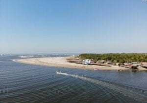 la mejor playa salvadoreña